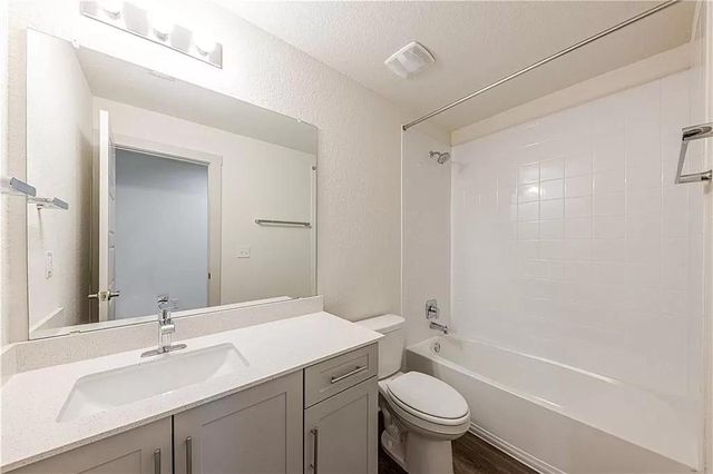 1044 WINNSBORO LOOP, Round Rock, TX 78664