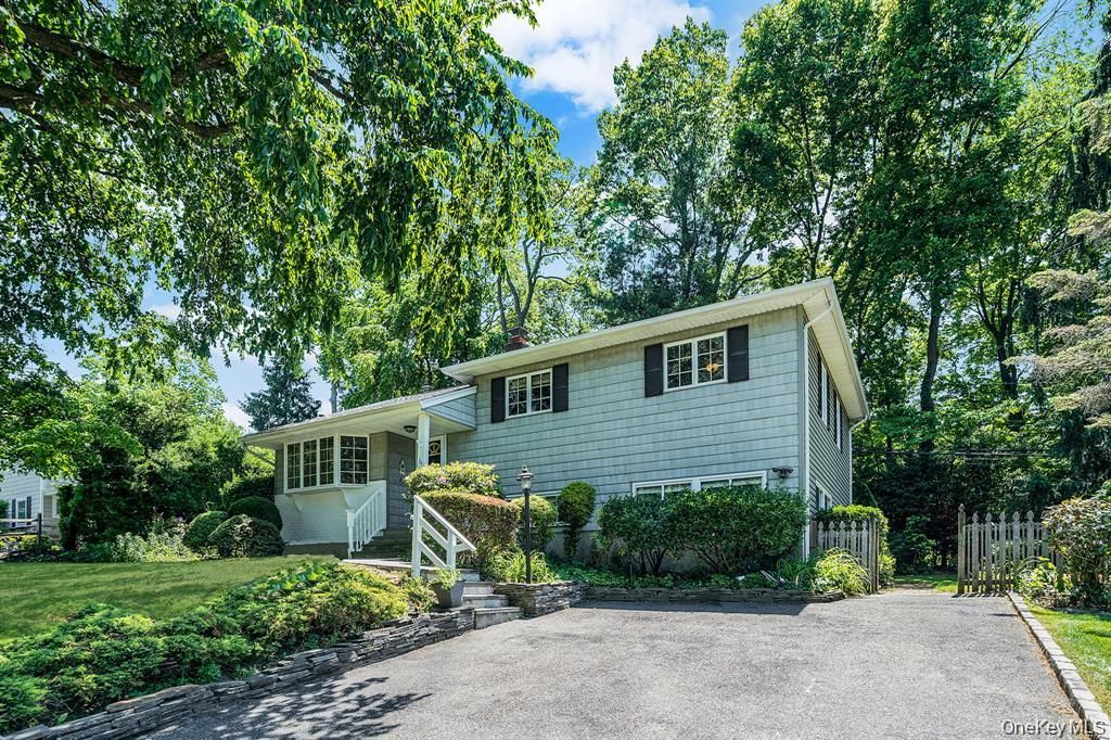 34 Gristmill Lane, Huntington, NY 11743 — exterior
