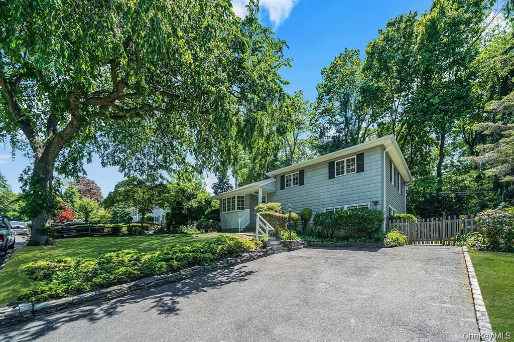 34 Gristmill Lane, Huntington, NY 11743 — photo 5
