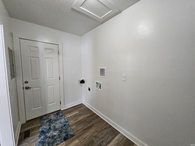 7016 Beaty Avenue, Fort Wayne, IN 46809