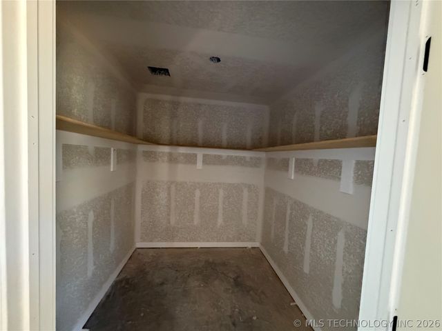 507 Jefferson Davis Boulevard, Fort Gibson, OK 74434