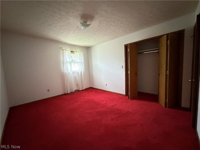 113 Martha Drive, St Clairsville, OH 43950