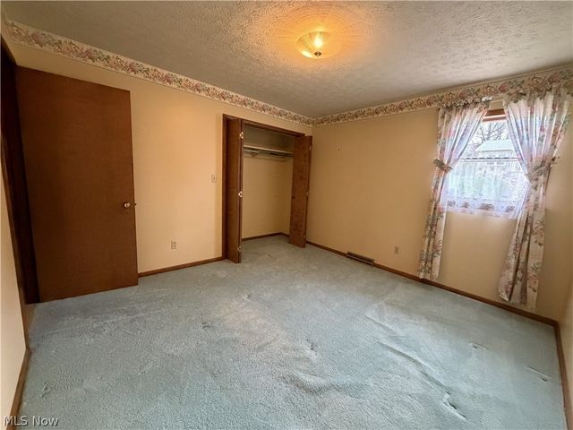 113 Martha Drive, St Clairsville, OH 43950
