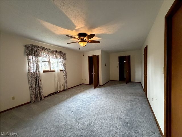 113 Martha Drive, St Clairsville, OH 43950