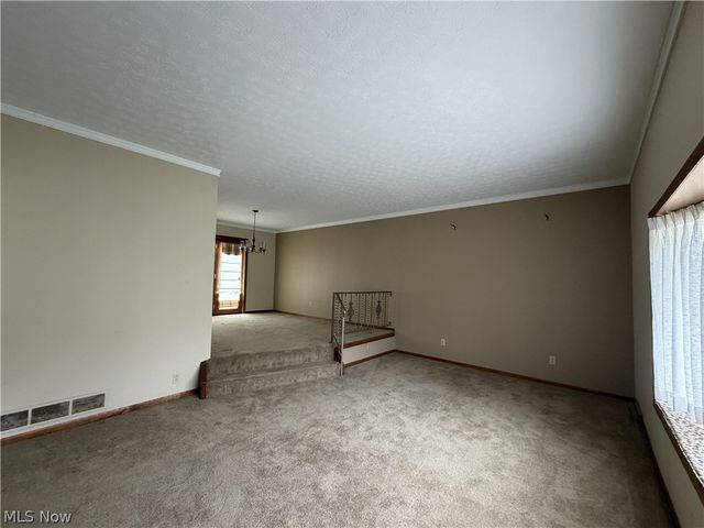 113 Martha Drive, St Clairsville, OH 43950