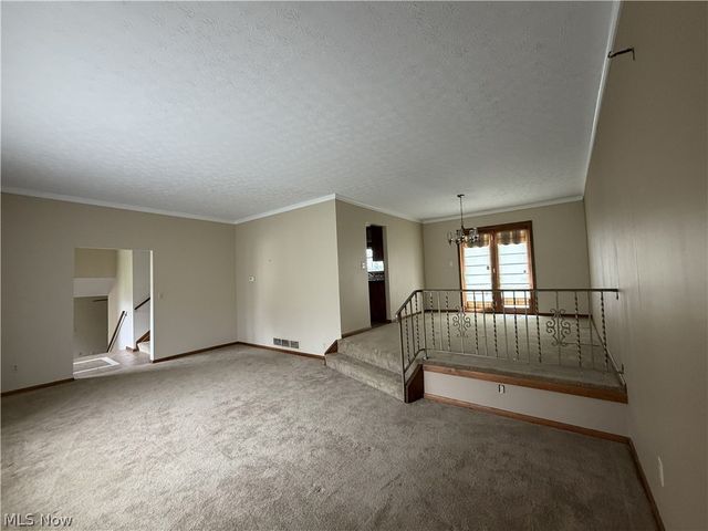 113 Martha Drive, St Clairsville, OH 43950