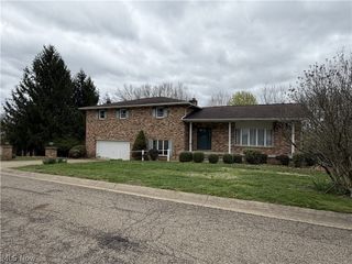 113 Martha Drive, St Clairsville, OH 43950