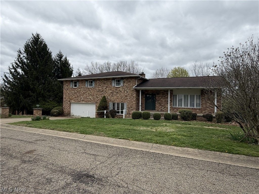 113 Martha Drive, St Clairsville, OH 43950