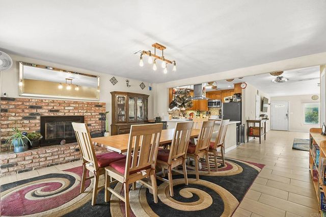 1231 Teelin Avenue, Vista, CA 92083