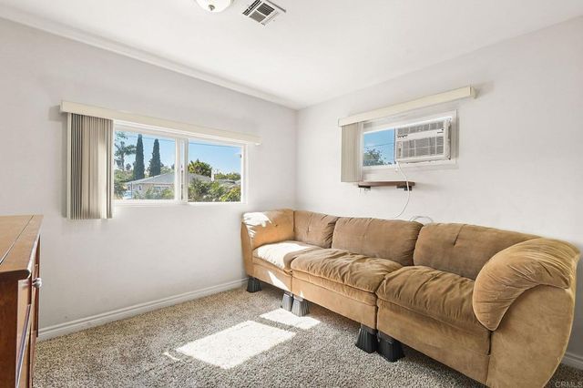 1231 Teelin Avenue, Vista, CA 92083