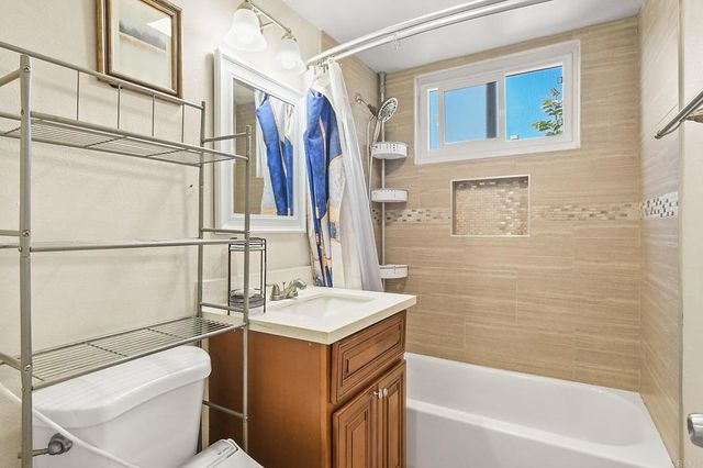 1231 Teelin Avenue, Vista, CA 92083