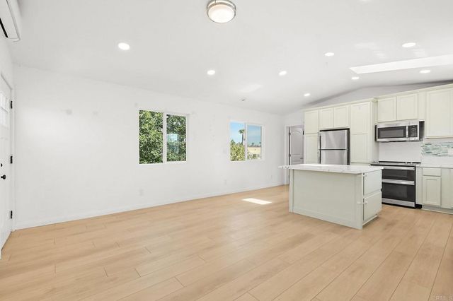 1231 Teelin Avenue, Vista, CA 92083