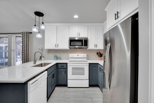 309 Vista Ridge Drive, Venus, TX 76084