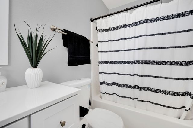 309 Vista Ridge Drive, Venus, TX 76084