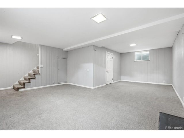 8035 W 9th Ave, Lakewood, CO 80214