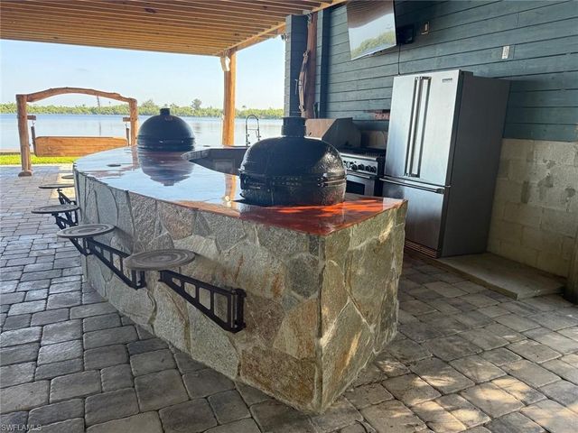 4835 Riverside DR, Fort Myers, FL 33905