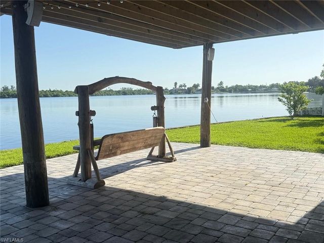 4835 Riverside DR, Fort Myers, FL 33905