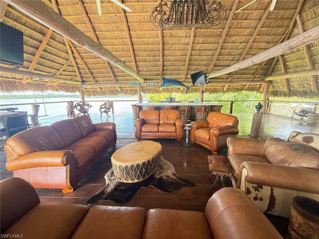 4835 Riverside DR, Fort Myers, FL 33905