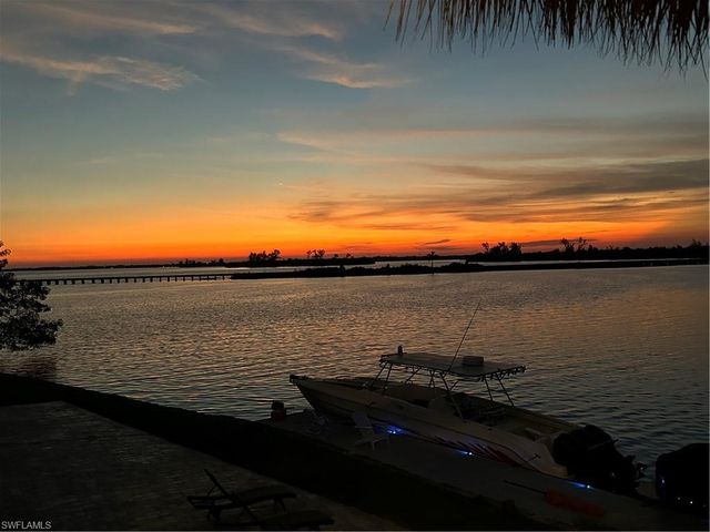 4835 Riverside DR, Fort Myers, FL 33905