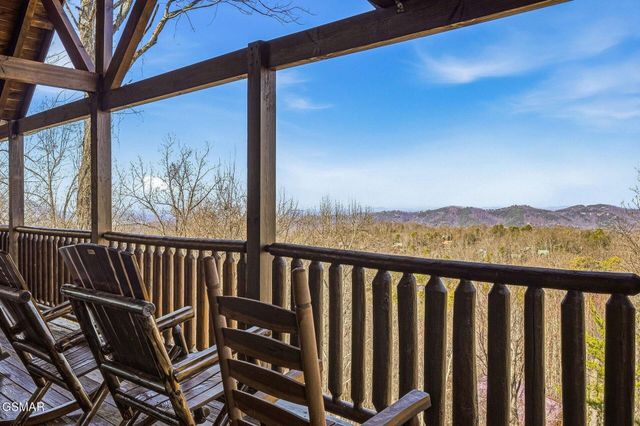 2117 E View Drive, Sevierville, TN 37876