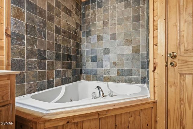 2117 E View Drive, Sevierville, TN 37876