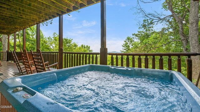 2117 E View Drive, Sevierville, TN 37876