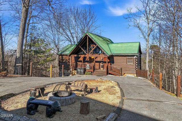 2117 E View Drive, Sevierville, TN 37876
