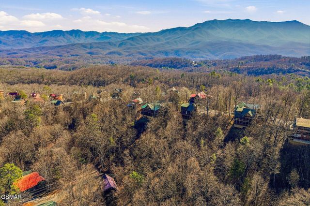2117 E View Drive, Sevierville, TN 37876