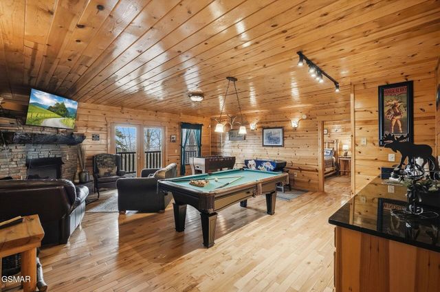 2117 E View Drive, Sevierville, TN 37876