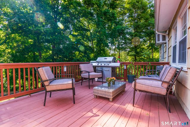 20 Pine Mountain Road, Ridgefield, CT 06877