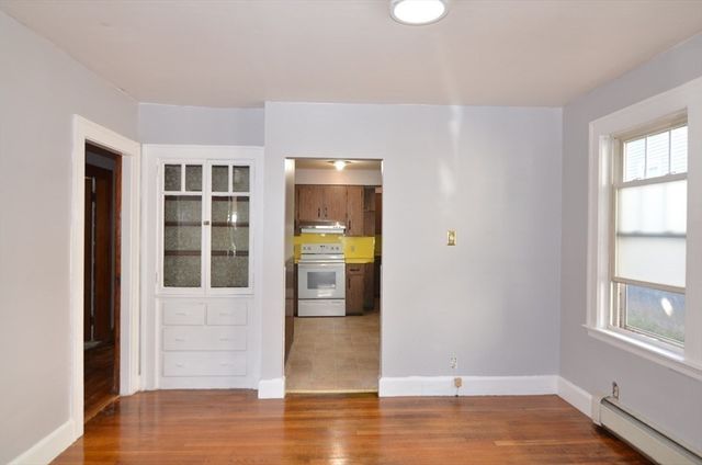 16 Newport Ter 0, Quincy, MA 02170