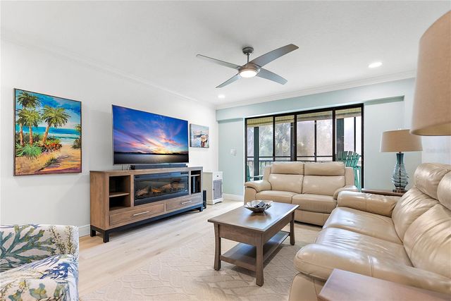 9433 HARBOR GREENS WAY 306, Seminole, FL 33776