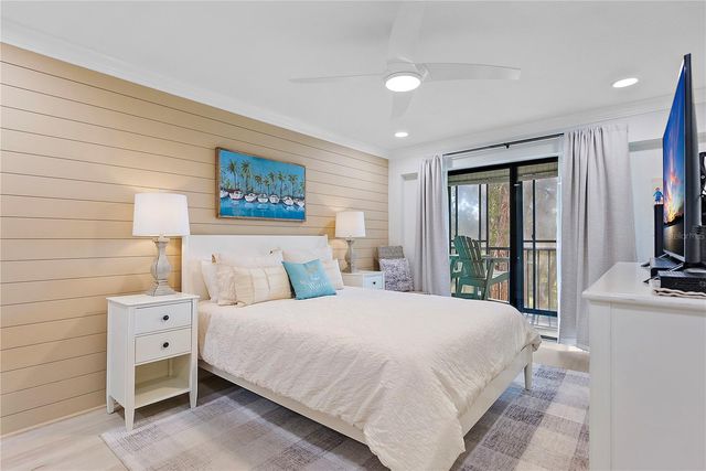 9433 HARBOR GREENS WAY 306, Seminole, FL 33776