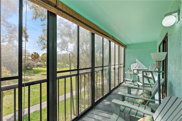 9433 HARBOR GREENS WAY 306, Seminole, FL 33776