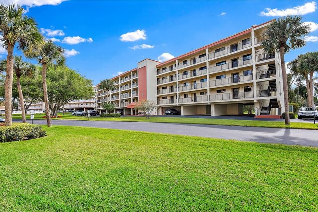 9433 HARBOR GREENS WAY 306, Seminole, FL 33776