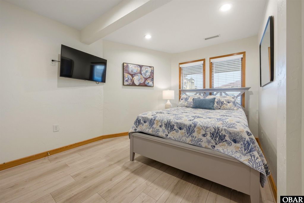 Image 35 of property listing at 852 Lighthouse Drive Lot #15, Corolla, NC 27927