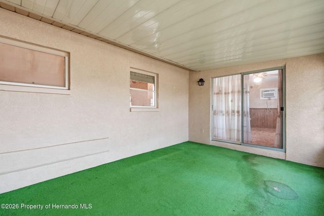 7541 Hollyridge Drive, New Port Richey, FL 34653