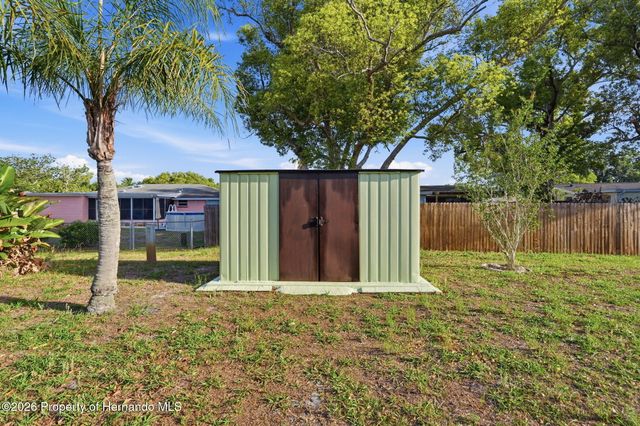 7541 Hollyridge Drive, New Port Richey, FL 34653
