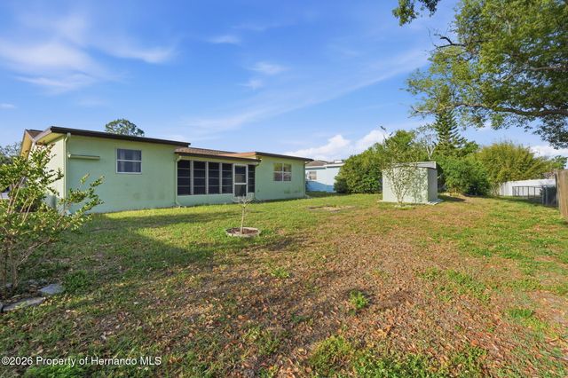7541 Hollyridge Drive, New Port Richey, FL 34653