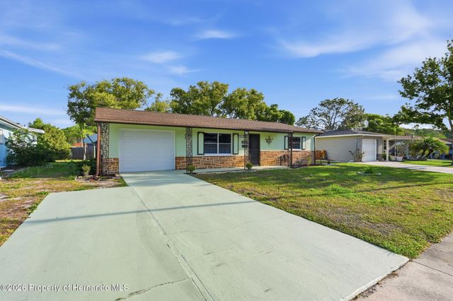 7541 Hollyridge Drive, New Port Richey, FL 34653