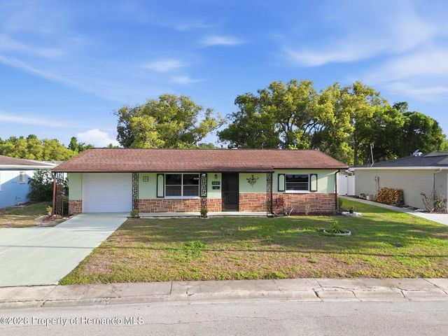 7541 Hollyridge Drive, New Port Richey, FL 34653