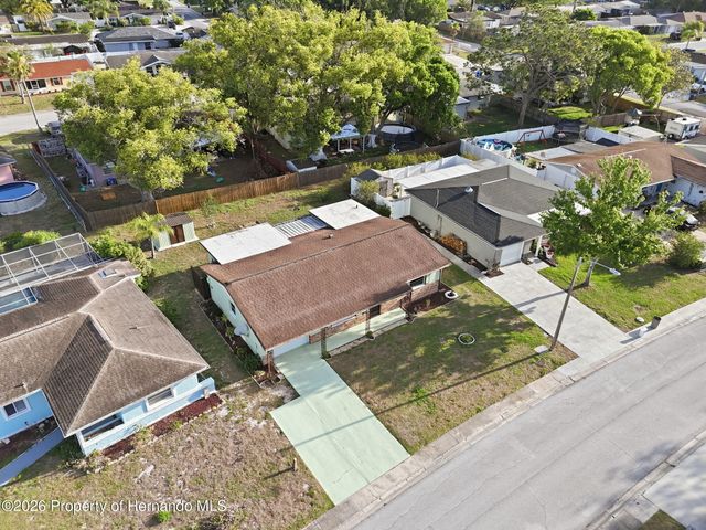 7541 Hollyridge Drive, New Port Richey, FL 34653