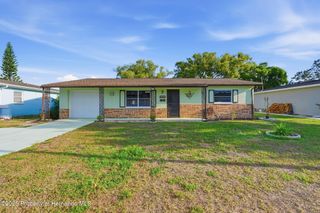 7541 Hollyridge Drive, New Port Richey, FL 34653