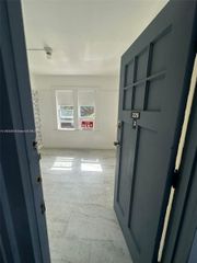 225 NE 56th St 225-2, Miami, FL 33137