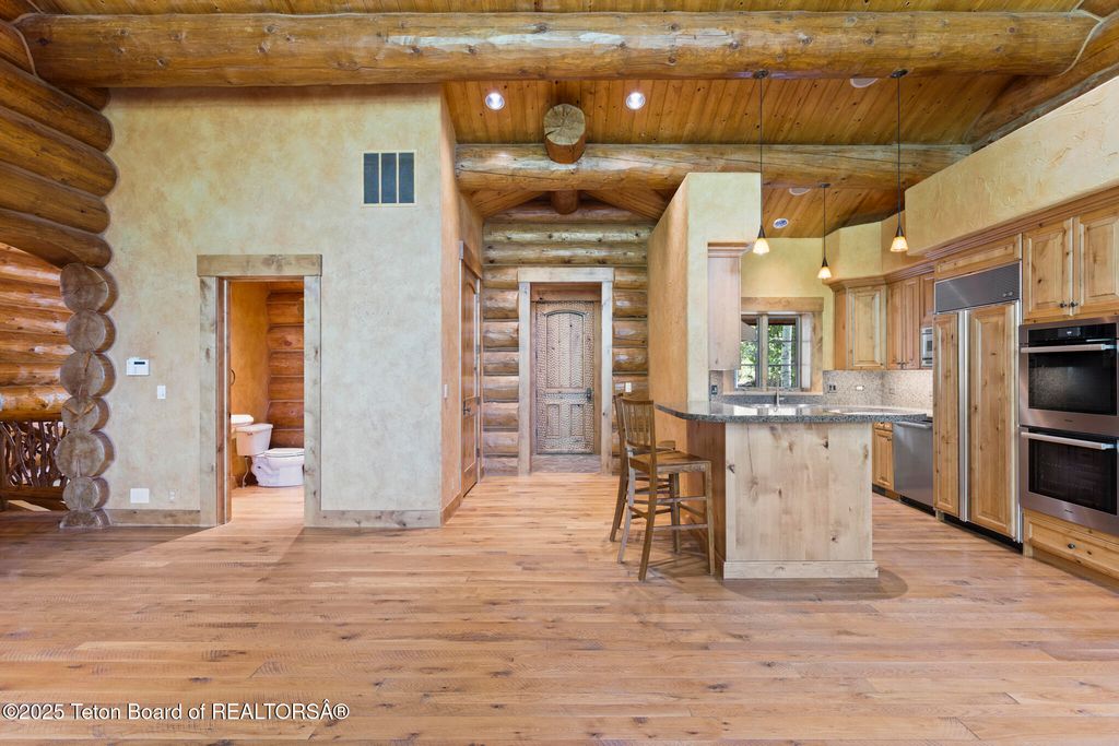 5725 W CADDIS FLY Drive, Wilson, WY 83014 photo 11