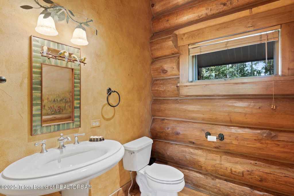 5725 W CADDIS FLY Drive, Wilson, WY 83014 photo 17