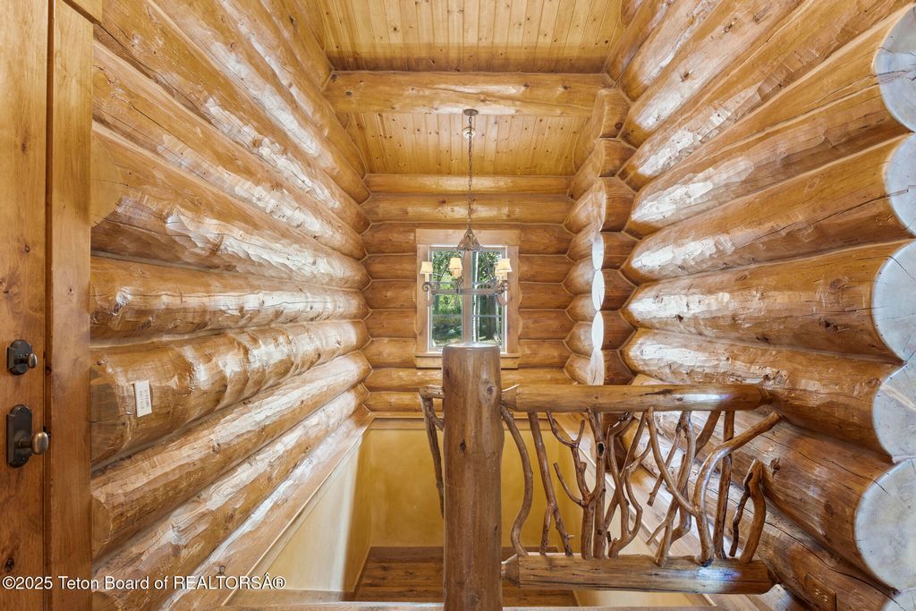 5725 W CADDIS FLY Drive, Wilson, WY 83014 photo 18