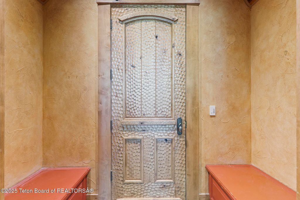 5725 W CADDIS FLY Drive, Wilson, WY 83014 photo 32