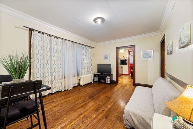 7837 S Winchester Avenue, Chicago, IL 60620