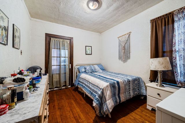 7837 S Winchester Avenue, Chicago, IL 60620